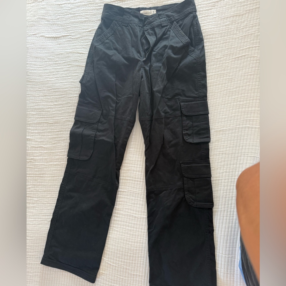 Abercrombie & Fitch Women’s Cargo Pants